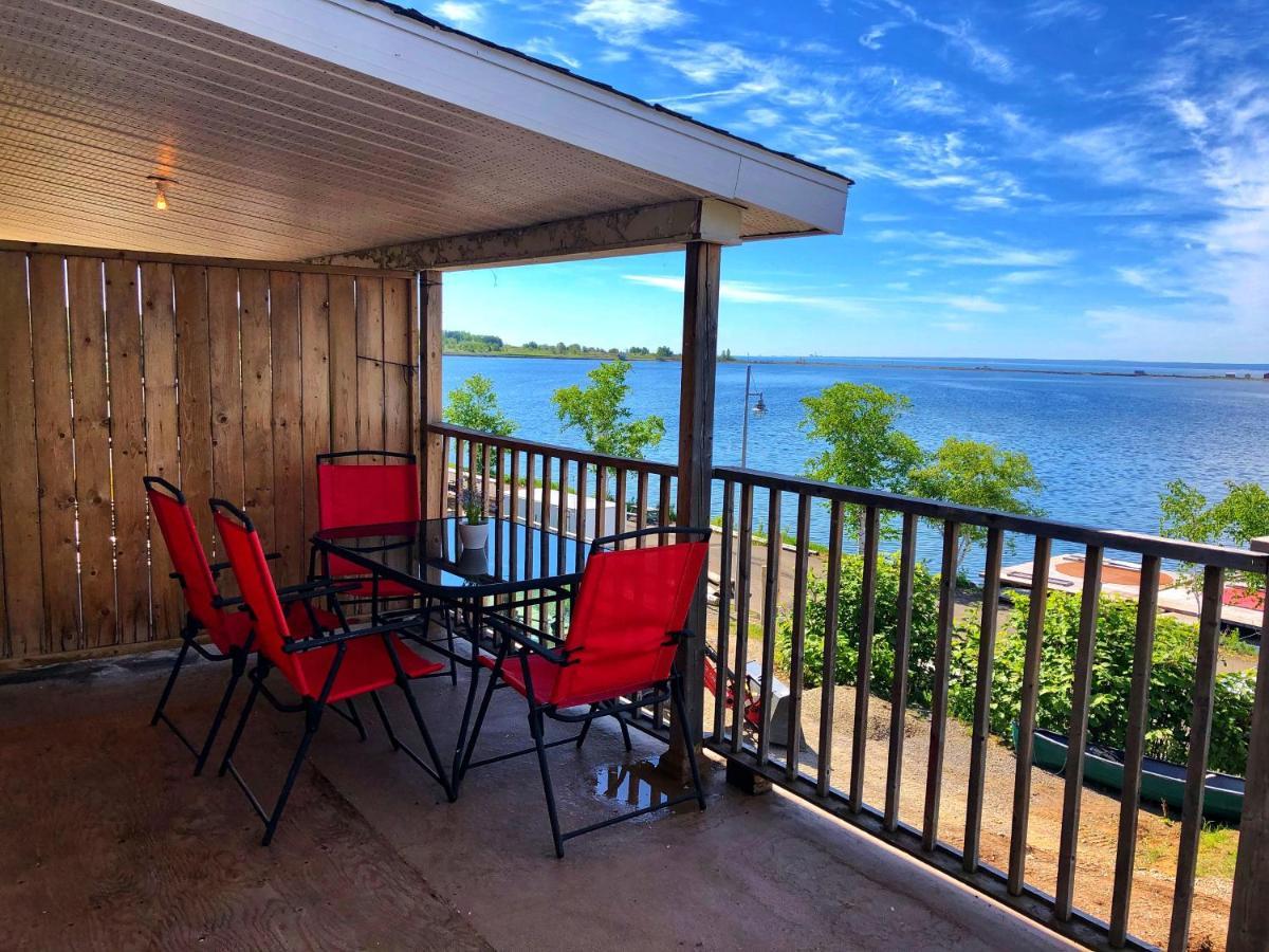 Aux 4 Vents - Auberg'Inn Carleton-sur-Mer Екстер'єр фото
