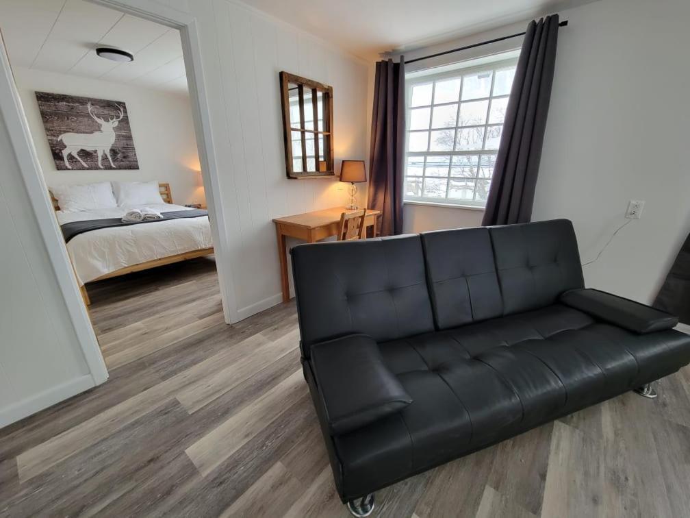 Aux 4 Vents - Auberg'Inn Carleton-sur-Mer Екстер'єр фото