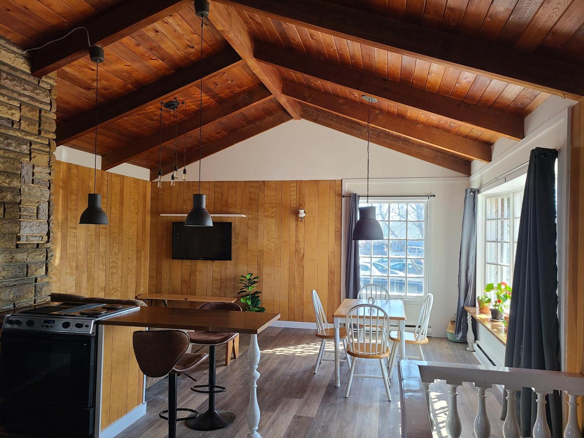 Aux 4 Vents - Auberg'Inn Carleton-sur-Mer Екстер'єр фото
