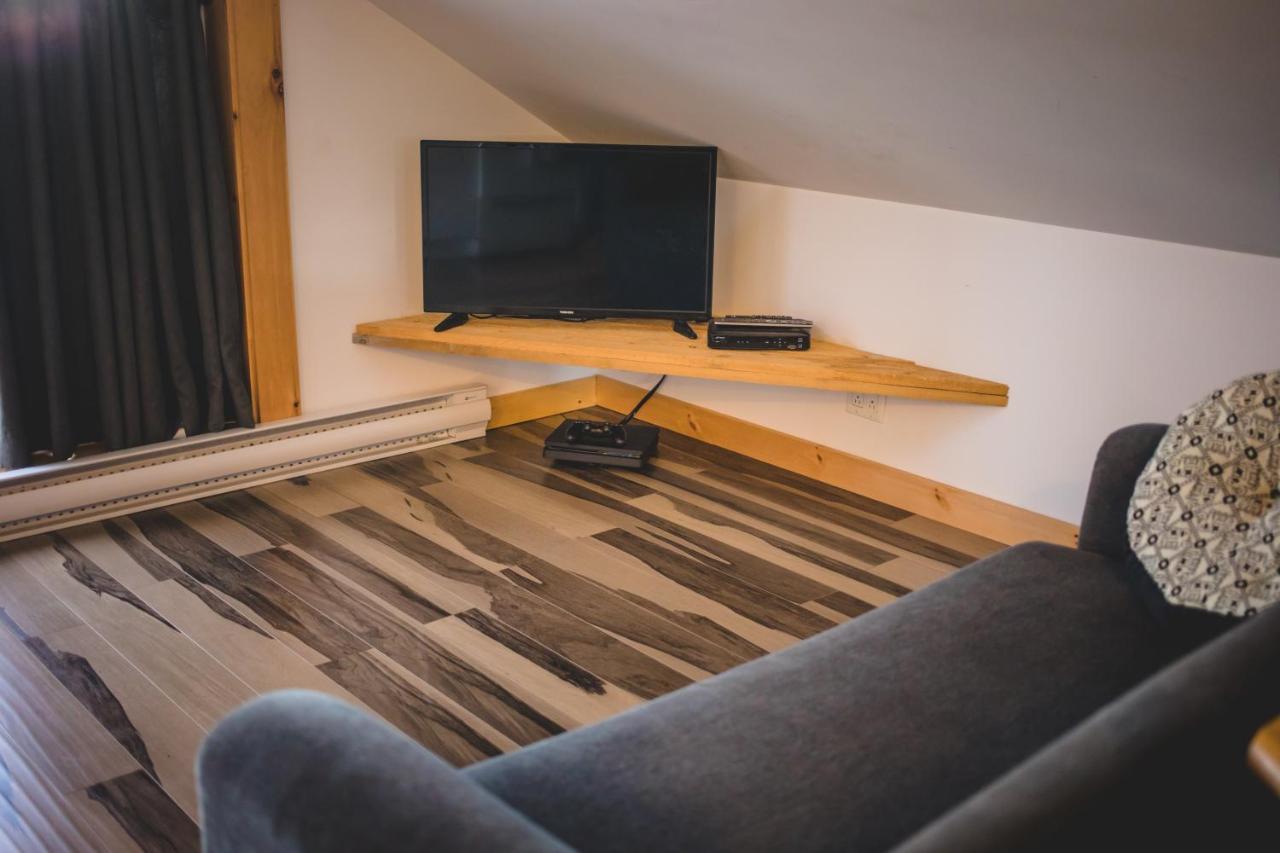 Aux 4 Vents - Auberg'Inn Carleton-sur-Mer Екстер'єр фото