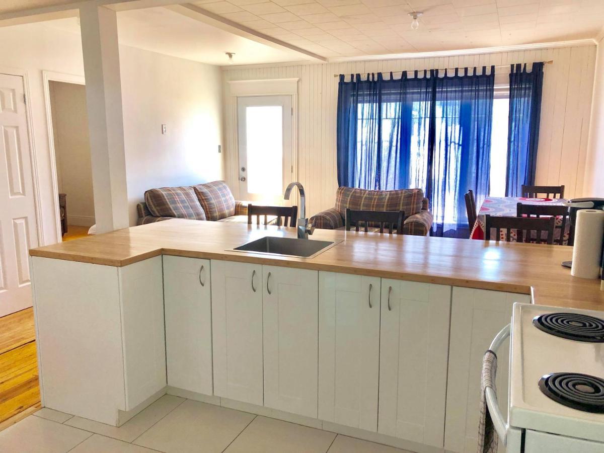 Aux 4 Vents - Auberg'Inn Carleton-sur-Mer Екстер'єр фото